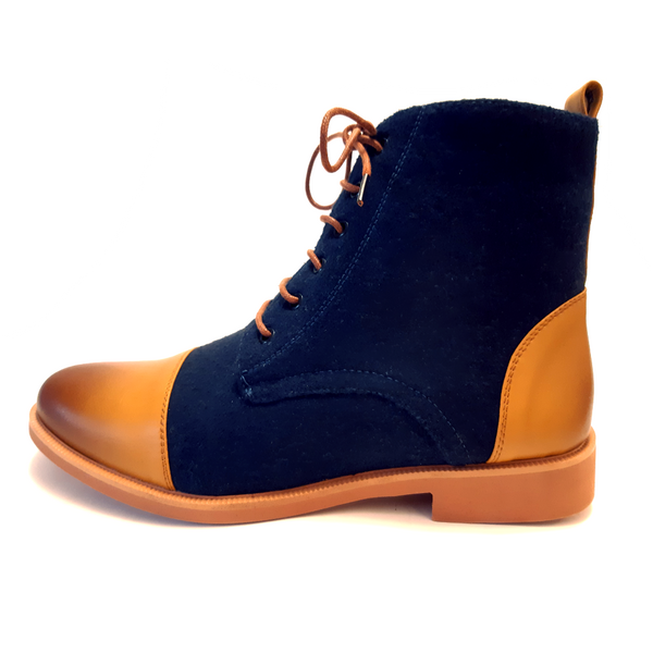 The Traveler's Toecaps in Navy Blue and Light Brown